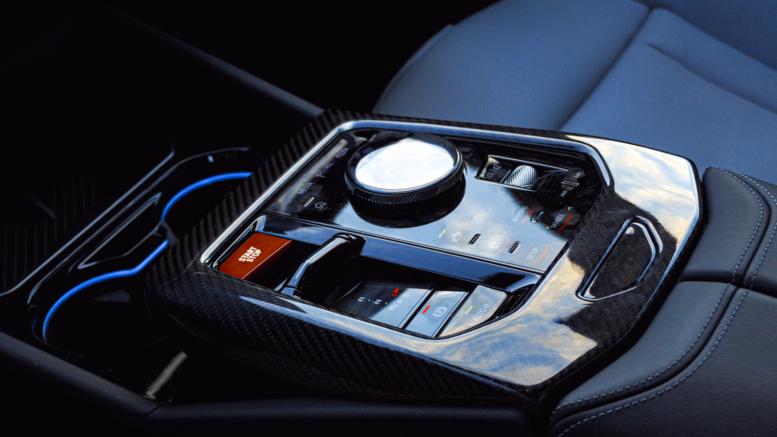 BMW M5 4
