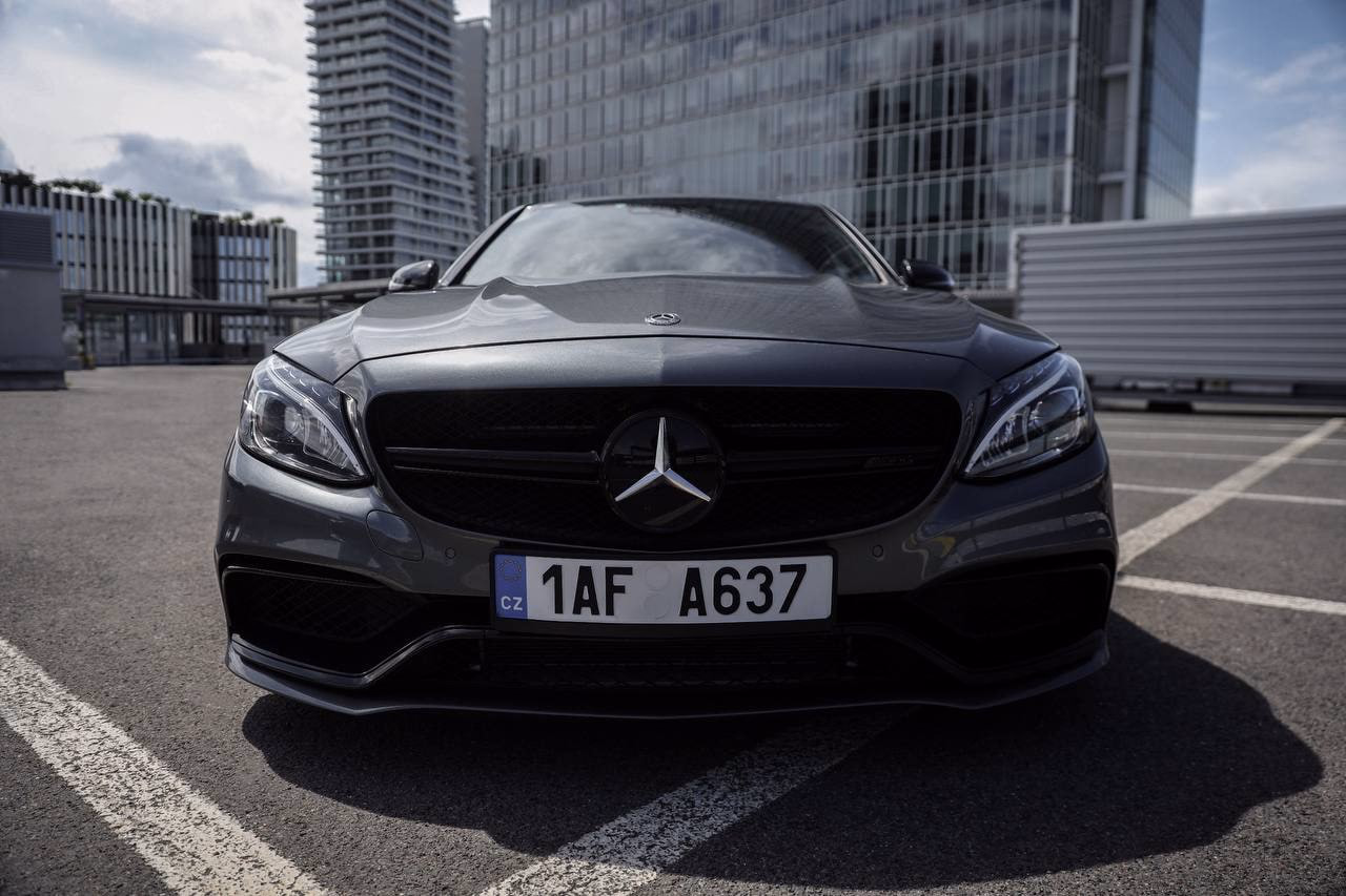 Mercedes-AMG C63 Coupé 3